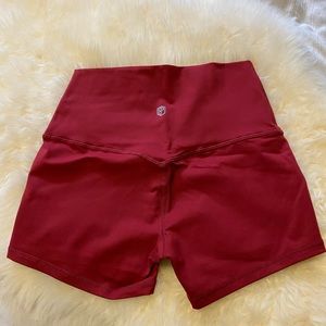 Born Peimitive New Heights booty shorts